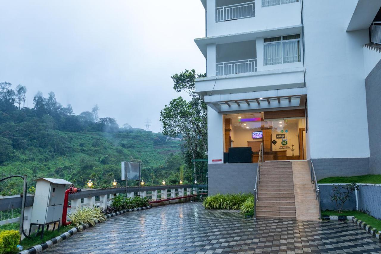 Monsoon Grande Hotel Munnar Exterior foto